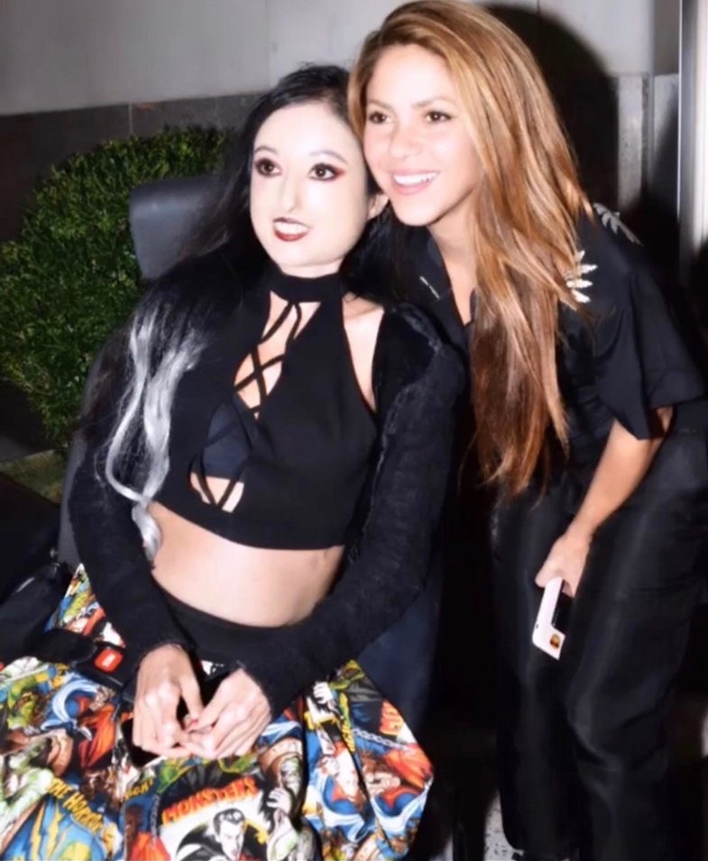Shirley met her idol, Shakira, in September 2019