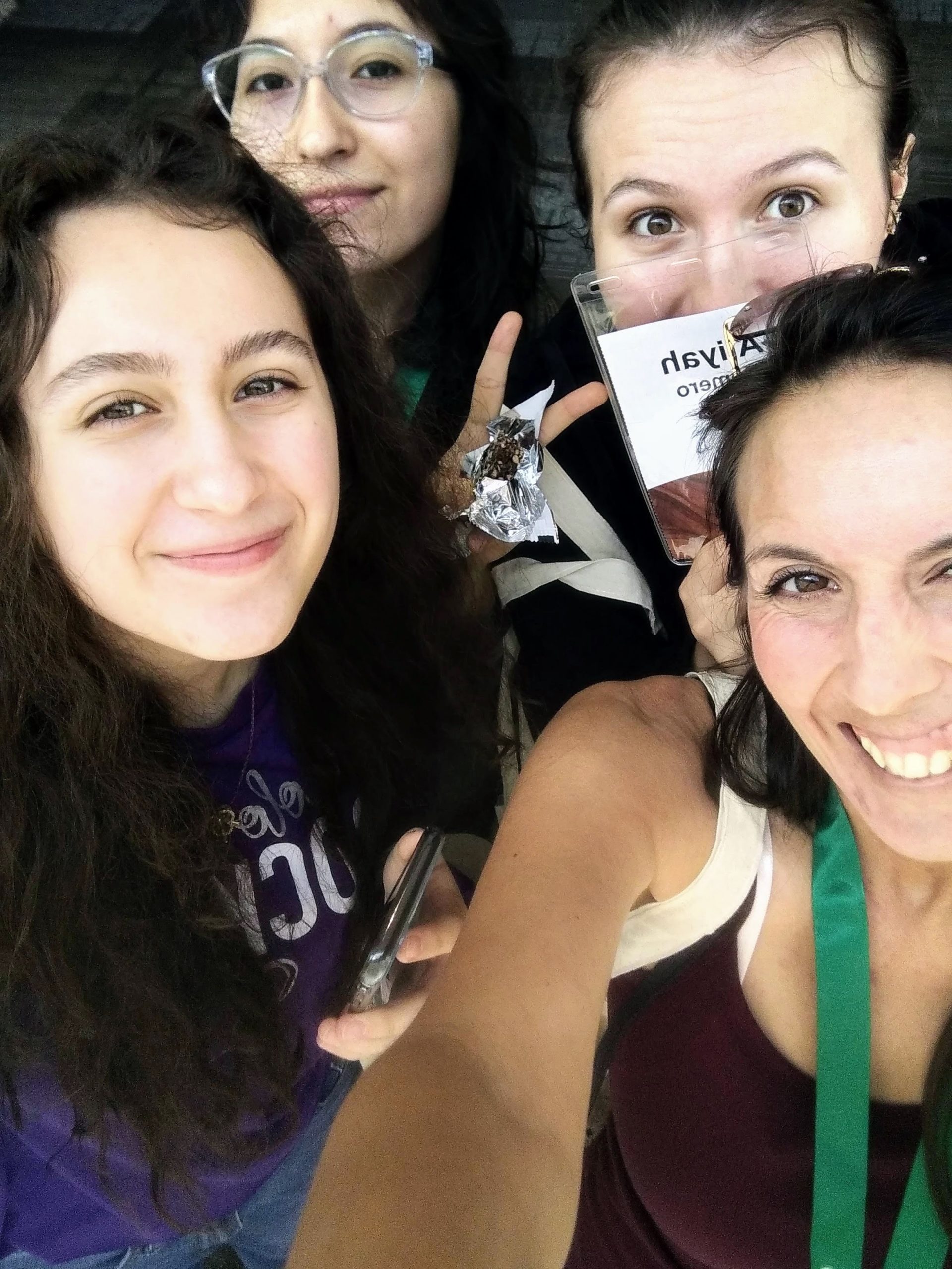 Emily and her girls attending a business conference – Roadtrip!